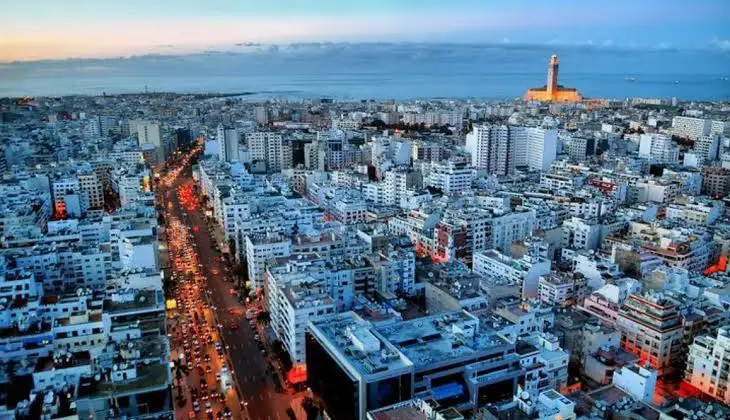 Casablanca: Modern Morocco and Coastal Views